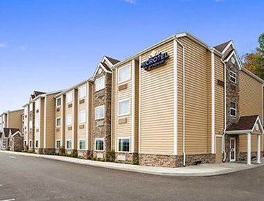 Hotel Microtel & By Wyndham 2*