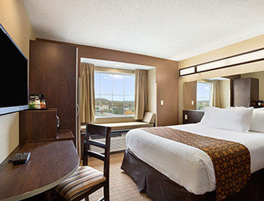 Microtel & By Wyndham Cambridge